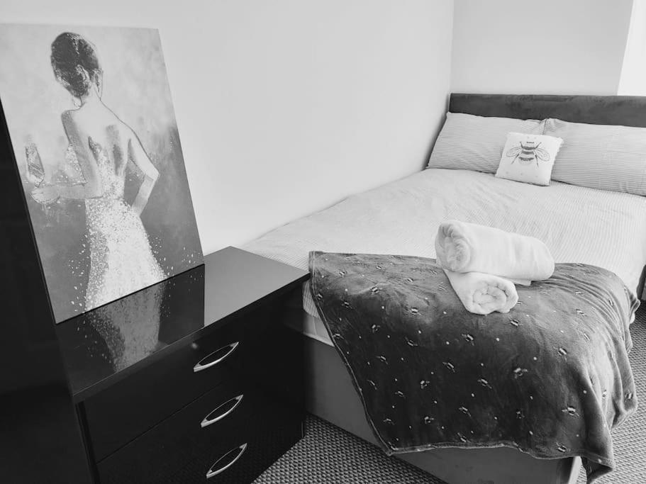 High Street, 2 Bed, Newly Refurb Apartment Leamington Spa Luaran gambar