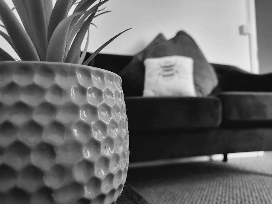 High Street, 2 Bed, Newly Refurb Apartment Leamington Spa Luaran gambar
