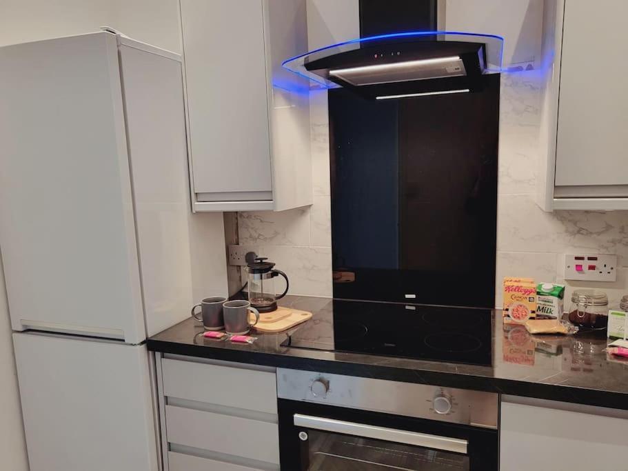 High Street, 2 Bed, Newly Refurb Apartment Leamington Spa Luaran gambar