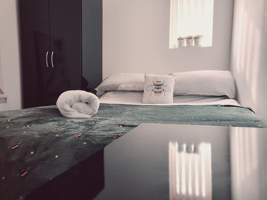 High Street, 2 Bed, Newly Refurb Apartment Leamington Spa Luaran gambar